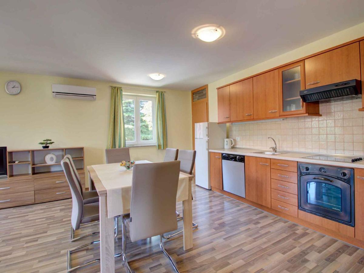 איזולה Apartment Jerman III מראה חיצוני תמונה