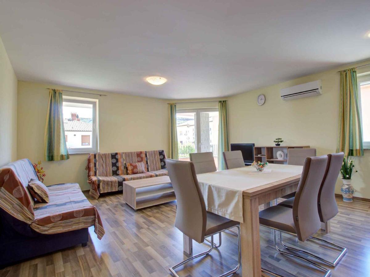 איזולה Apartment Jerman III מראה חיצוני תמונה