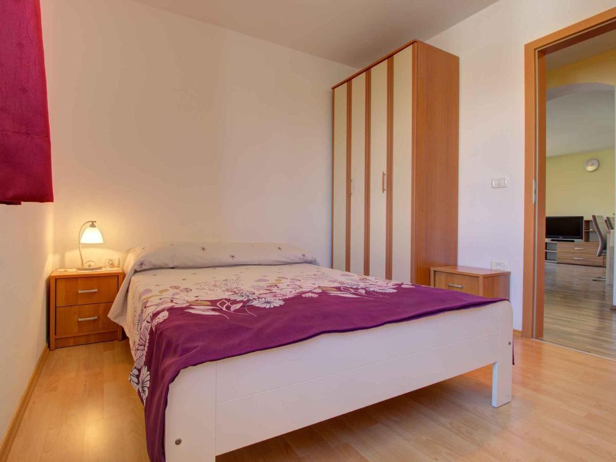 איזולה Apartment Jerman III מראה חיצוני תמונה